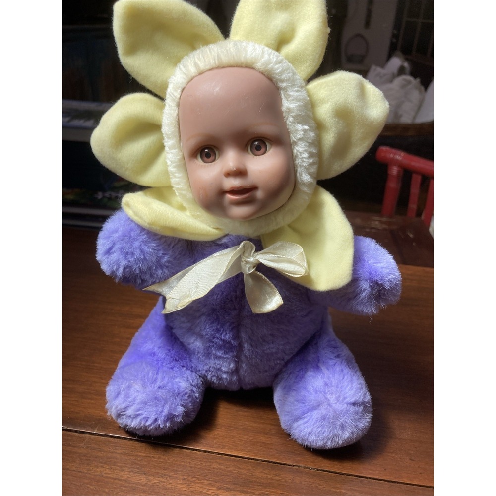 Vtg 2000 Kellytoy Vinyl Rubber Face Flower Plush Baby Doll